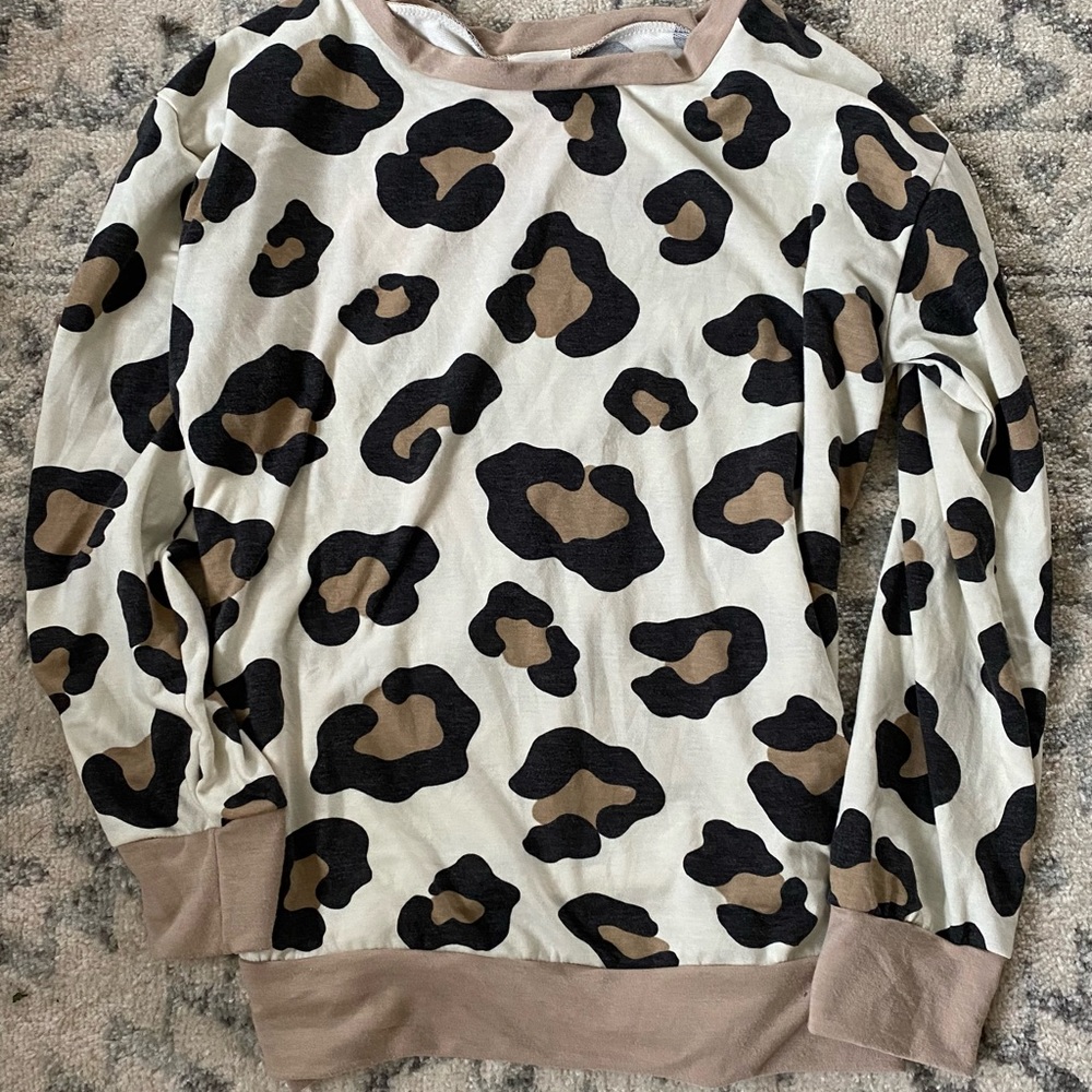 Women’s Leopard Sweater